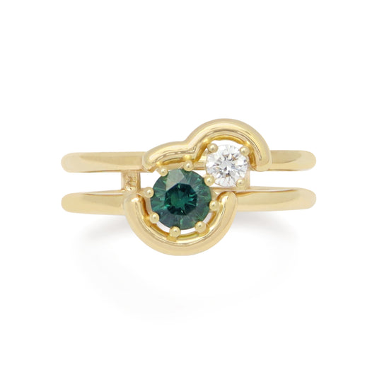 Teal sapphire engagement ring. Modern jewellery, gold ring, sapphire engagement ring. Erica Leal Jewellery 
